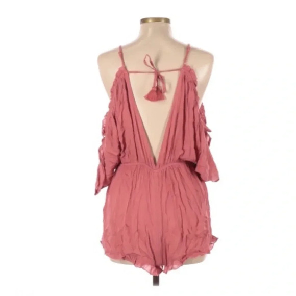 ⭐️NEW⭐️ TOPSHOP Lightweight Boho Ruffled Romper - Picture 4 of 11